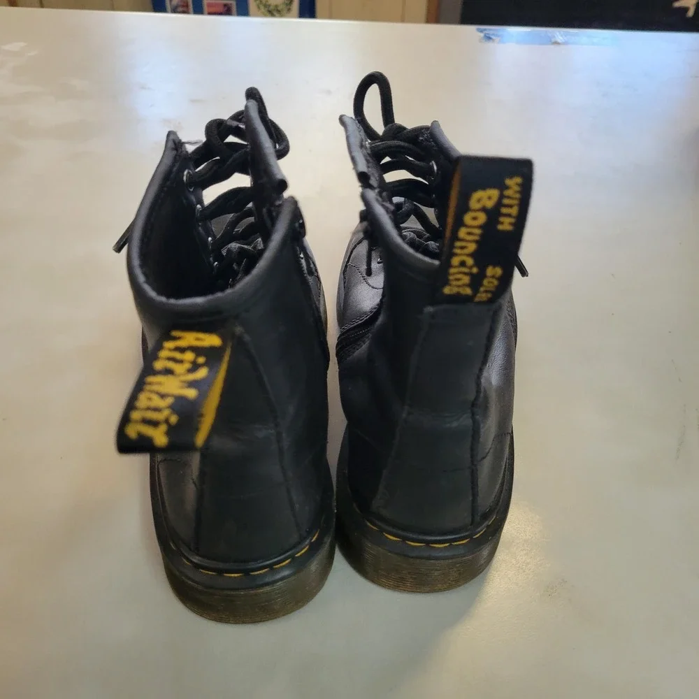 Dr. Martens Delaney Black Leather Lace Up Side Zip Combat Boots Kids Youth SZ 3